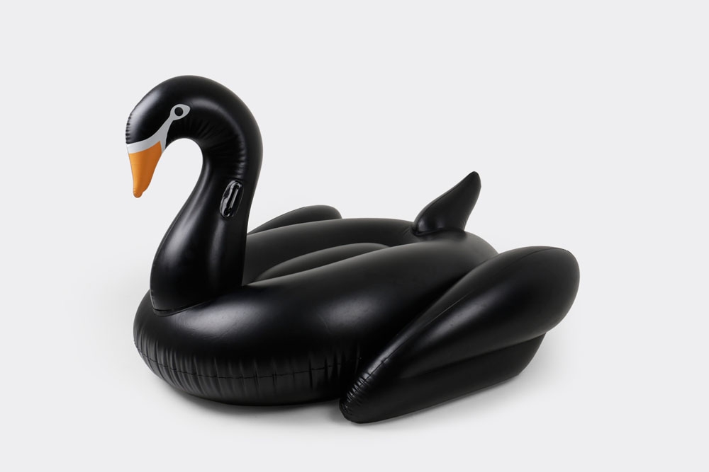 Perangkat Wajib Saat Liburan