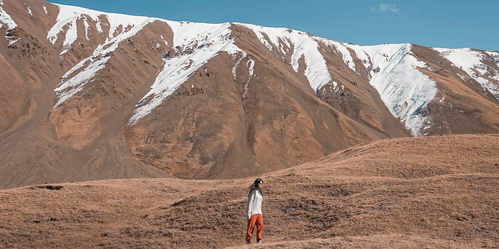 Liburan ke Kirgizstan? Baca Tipsnya dari Kadek Arini!