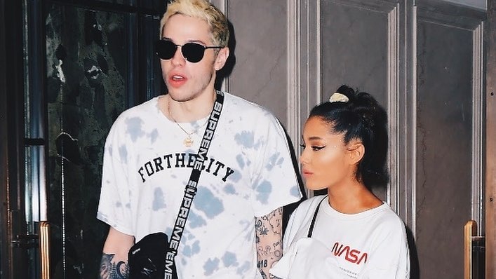 Pete Davidson Memblokir Ariana Grande di Media Sosial!