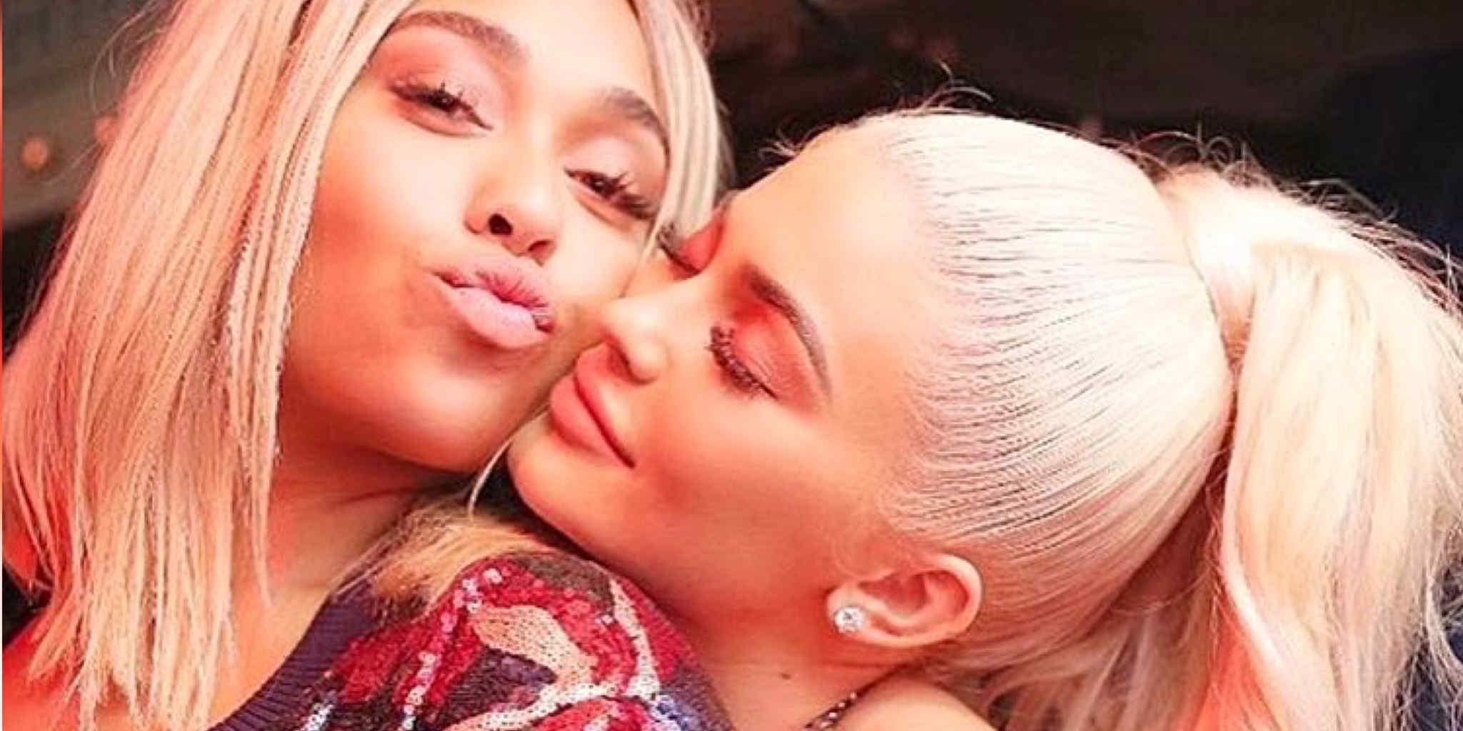 Kolaborasi Kylie dan Jordyn Keluarkan Produk Glossy!