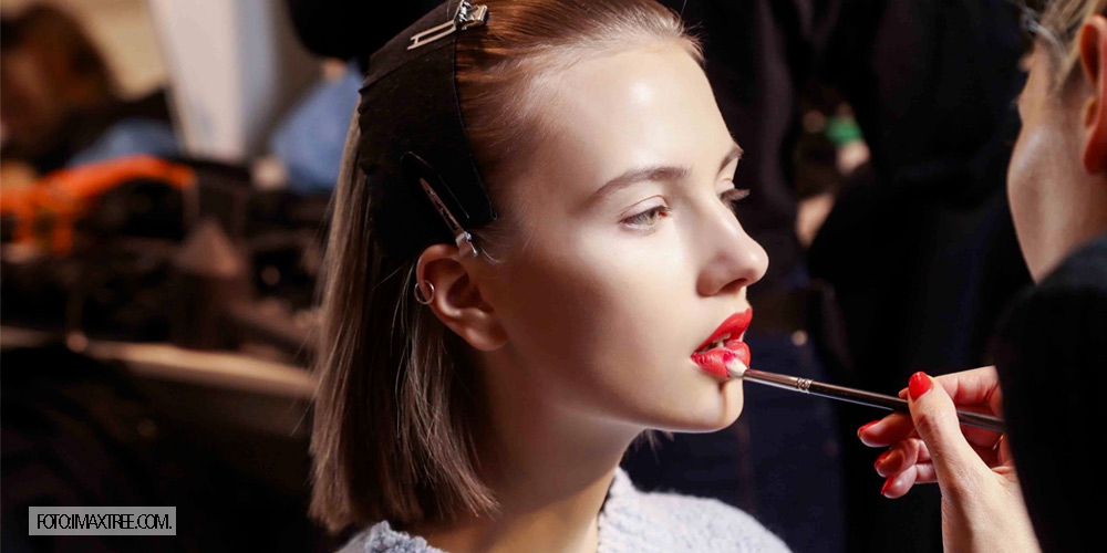 10 Lipstik Yang Paling Ikonik Dari Masa Ke Masa