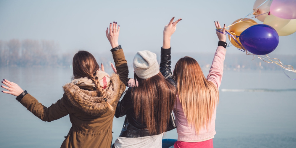 5 Zodiak Yang Bikin Liburan Kamu Menyenangkan!