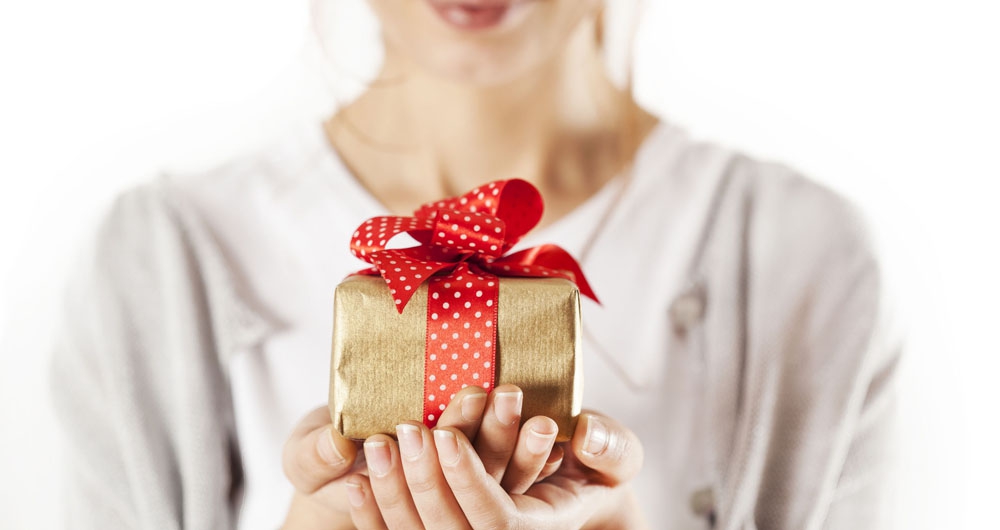 7 Kado Valentine Yang Anti-Mainstream. Wajib Coba!