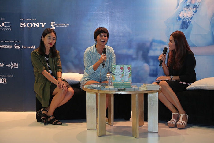 Talkshow Fun & Fearless Traveling Cosmopolitan