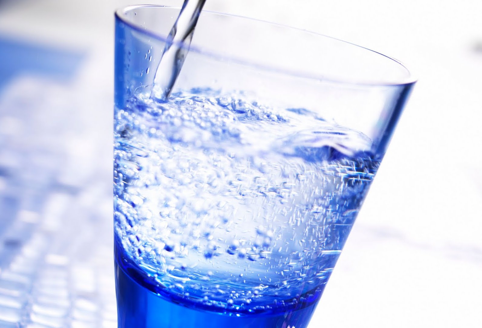 Dua Gelas Air Untuk Tubuh Senantiasa Langsing