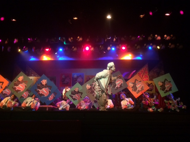 Teater Koma Menggelar Pertunjukan Semar Gugat