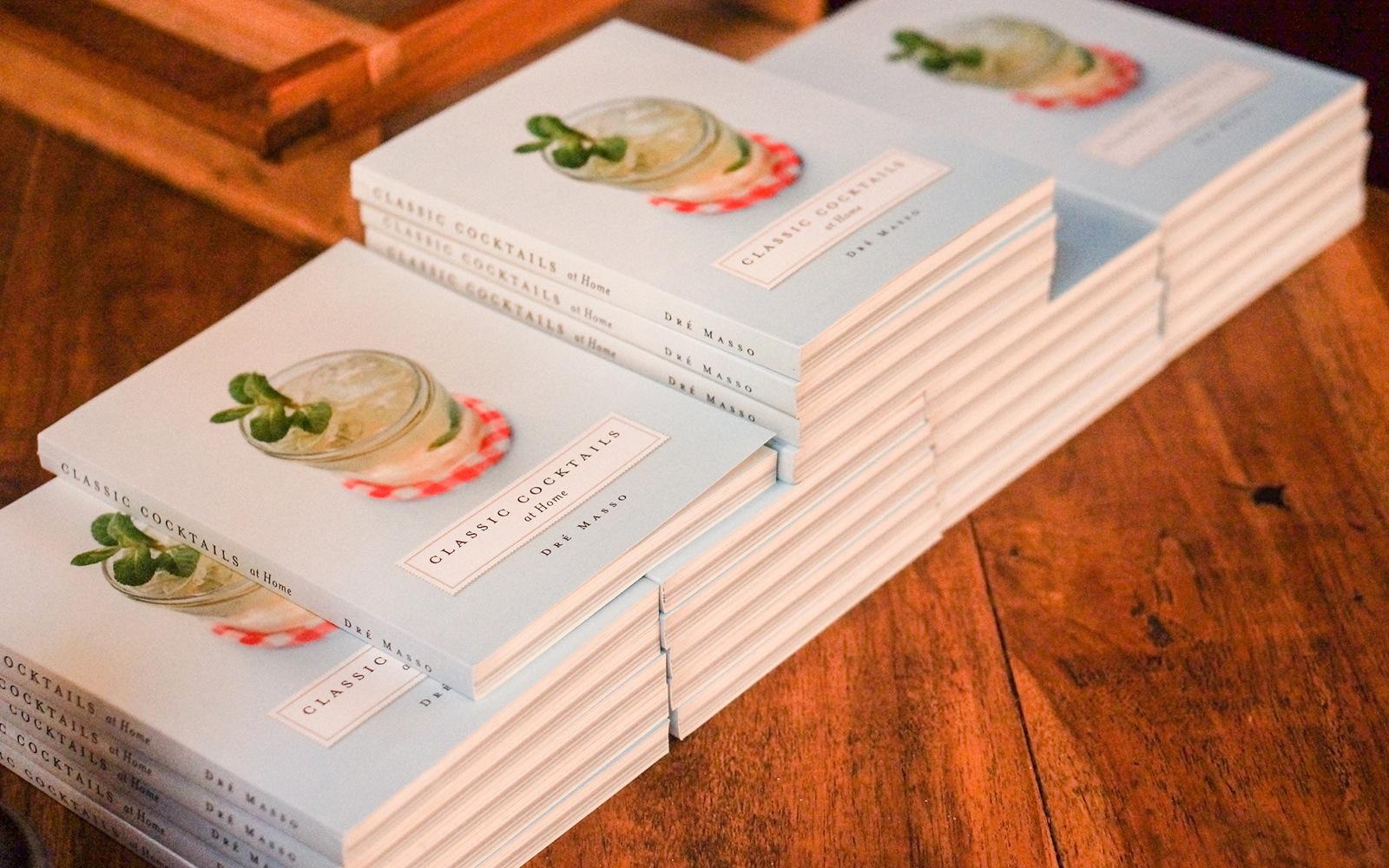 Buku “Classic Cocktails at Home” Diluncurkan!