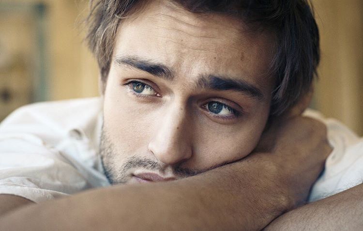 Douglas Booth, The English Heartthrob