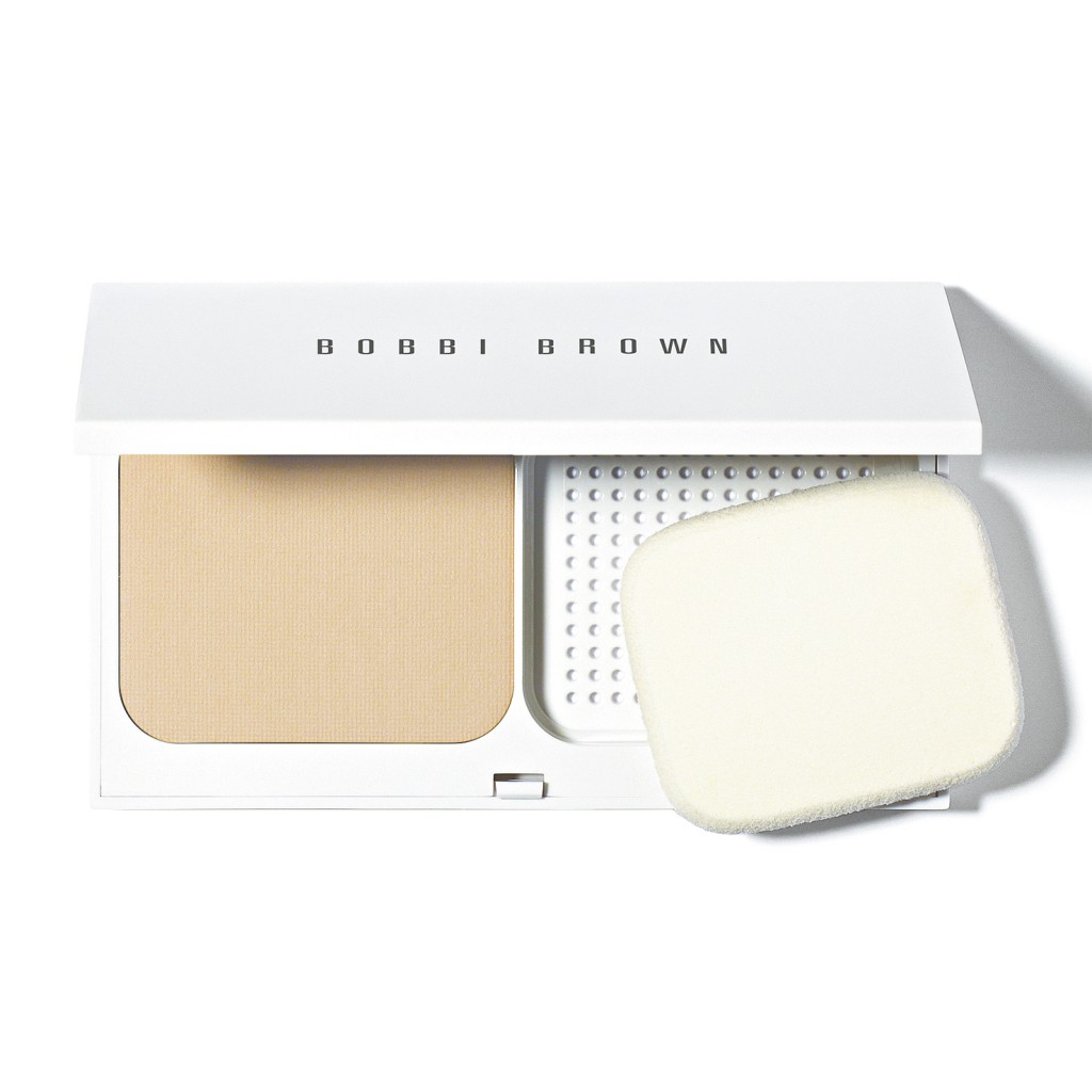 Bobbi Brown New Extra Bright Powder Compact Foundation SPF 25 PA+++