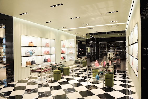 Menyambut Butik Prada Perdana di Indonesia