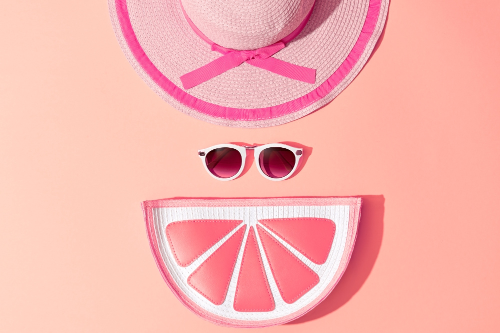 5 Fashion Item Paling Penting Dibawa Saat Berlibur