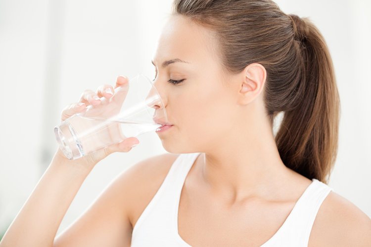 Cara Menghindari Haus Saat Berpuasa