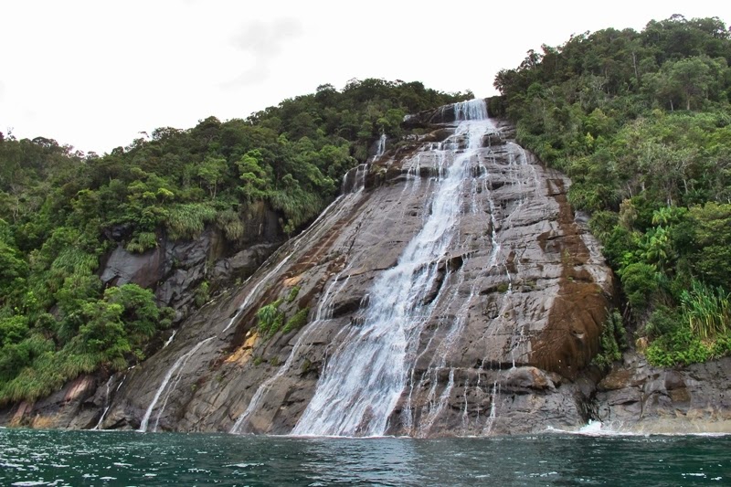 Air Terjun Mursala, Pulau Mursala, Sumatera Utara