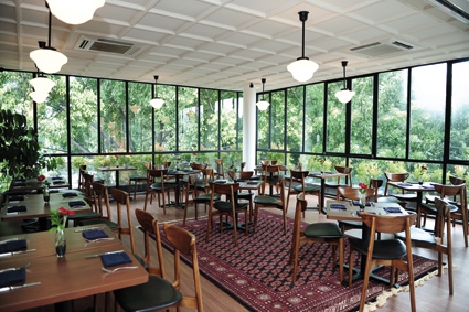 Letter D, Restoran Karya Chef Jenius!