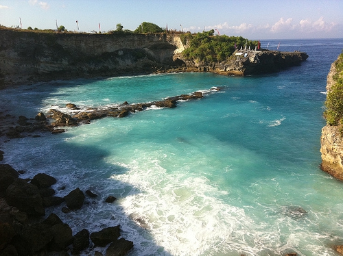 Nusa Ceningan Bawa Anda Menapaki Bali yang Lain
