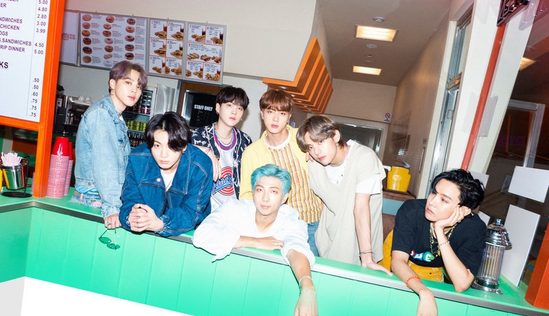 BTS Merilis Official MV Lagu 'Dynamite'! Yuk Tonton di Sini!