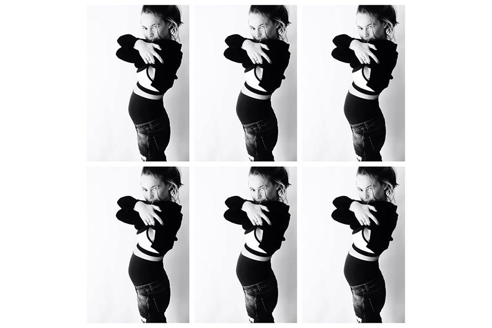 Behati Prinsloo Pamerkan Foto Kehamilan di Instagram