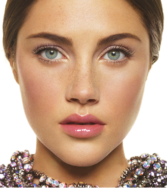 2. Eyebrow Contouring