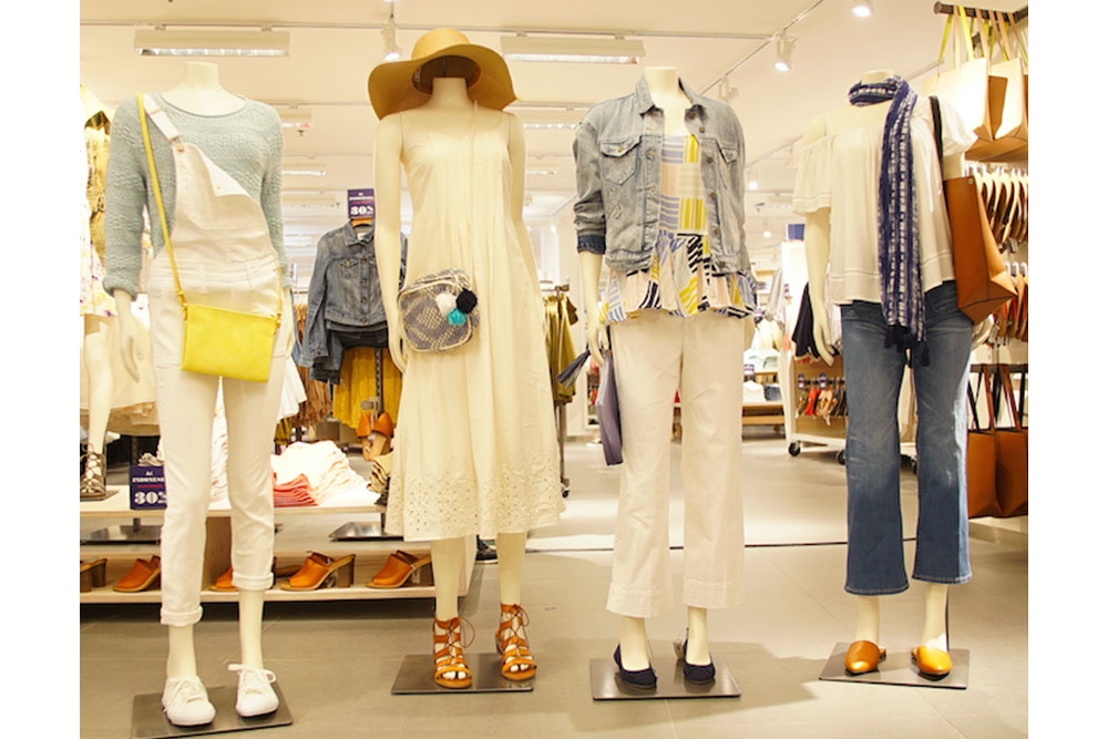 Butik Pertama Old Navy di Indonesia Resmi Dibuka!