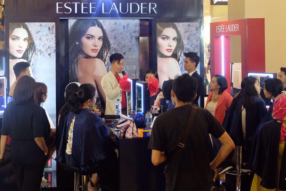 Makeup Class Estee Lauder Dengan Candra Zhang!