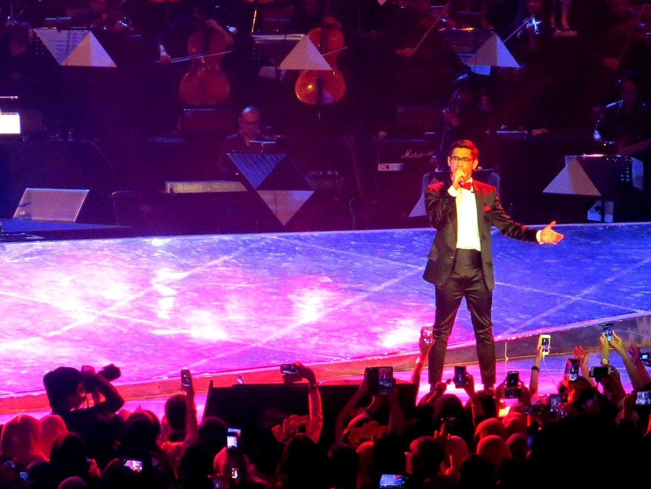 Konser Perdana Afgan Getarkan Hati Penonton