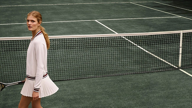 Aksi Sporty Tory Burch