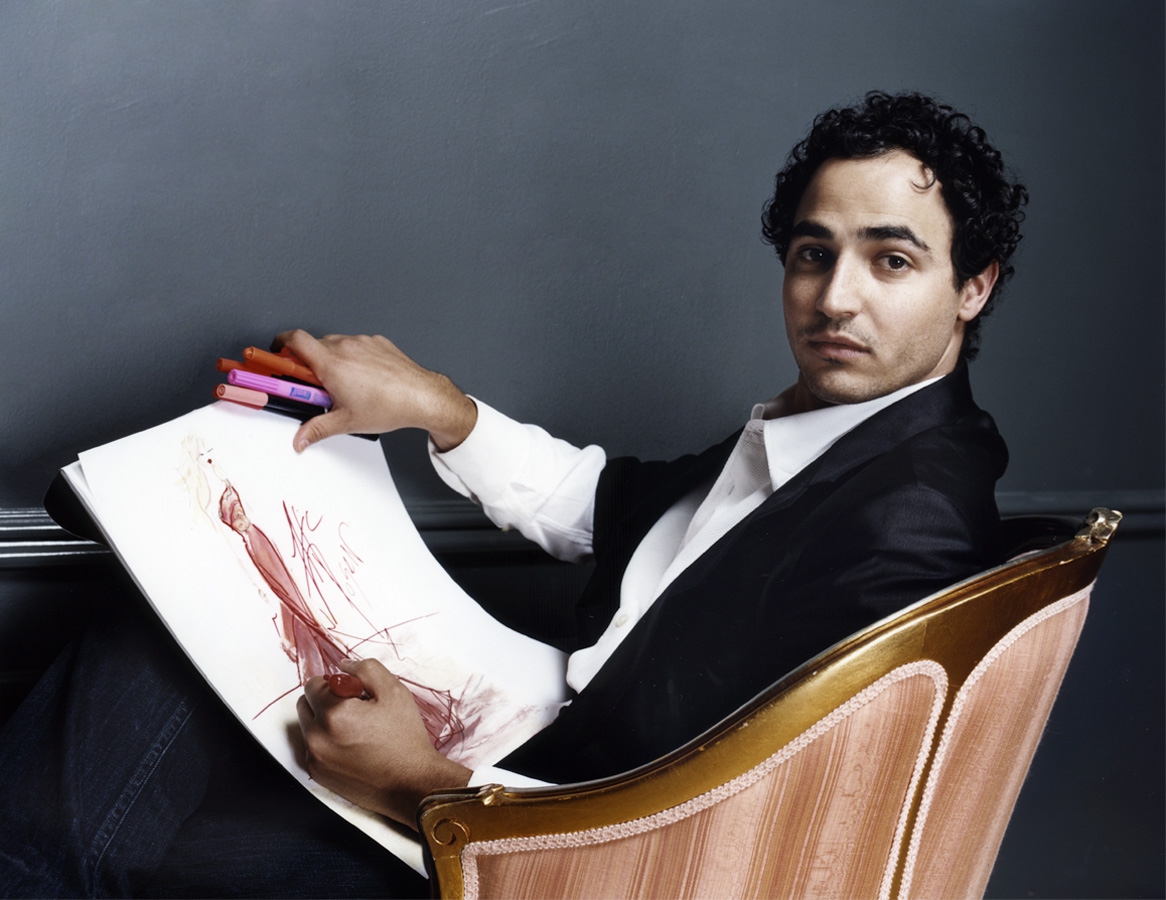 Zac Posen akan Merancang Seragam Pramugari Delta Airlines