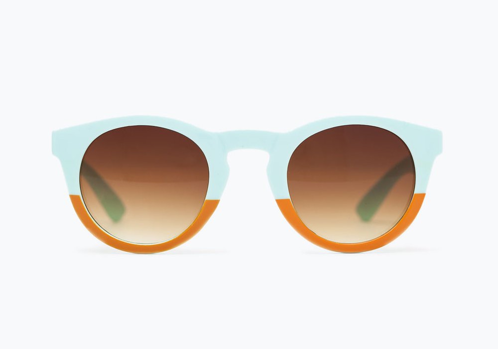 Pelengkap Gaya Kala Terik