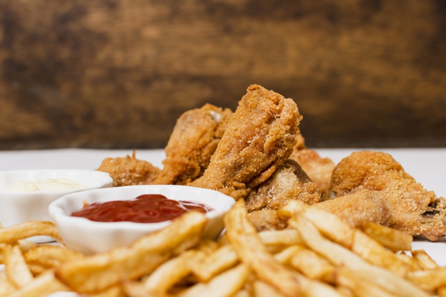 Hindari 6 Makanan & Minuman ini di Pandemi Virus Corona!