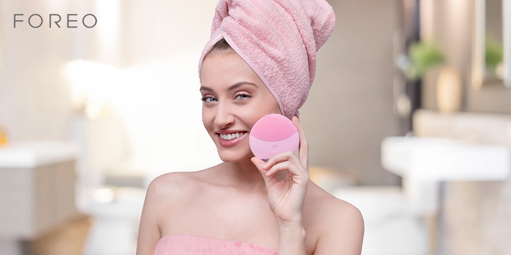 10 Kesalahan Membersihkan Wajah Yang Biasa Kamu Lakukan