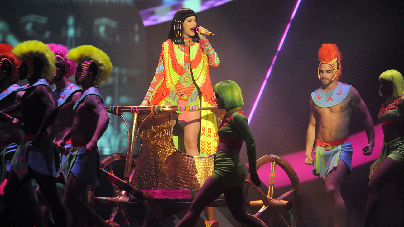 Gemerlapnya BRIT Awards 2014