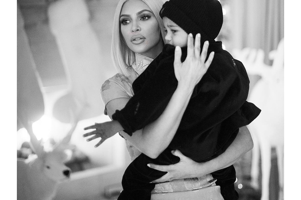 Kim Kardashian & Kanye West Ungkap Nama Anak Ketiganya!