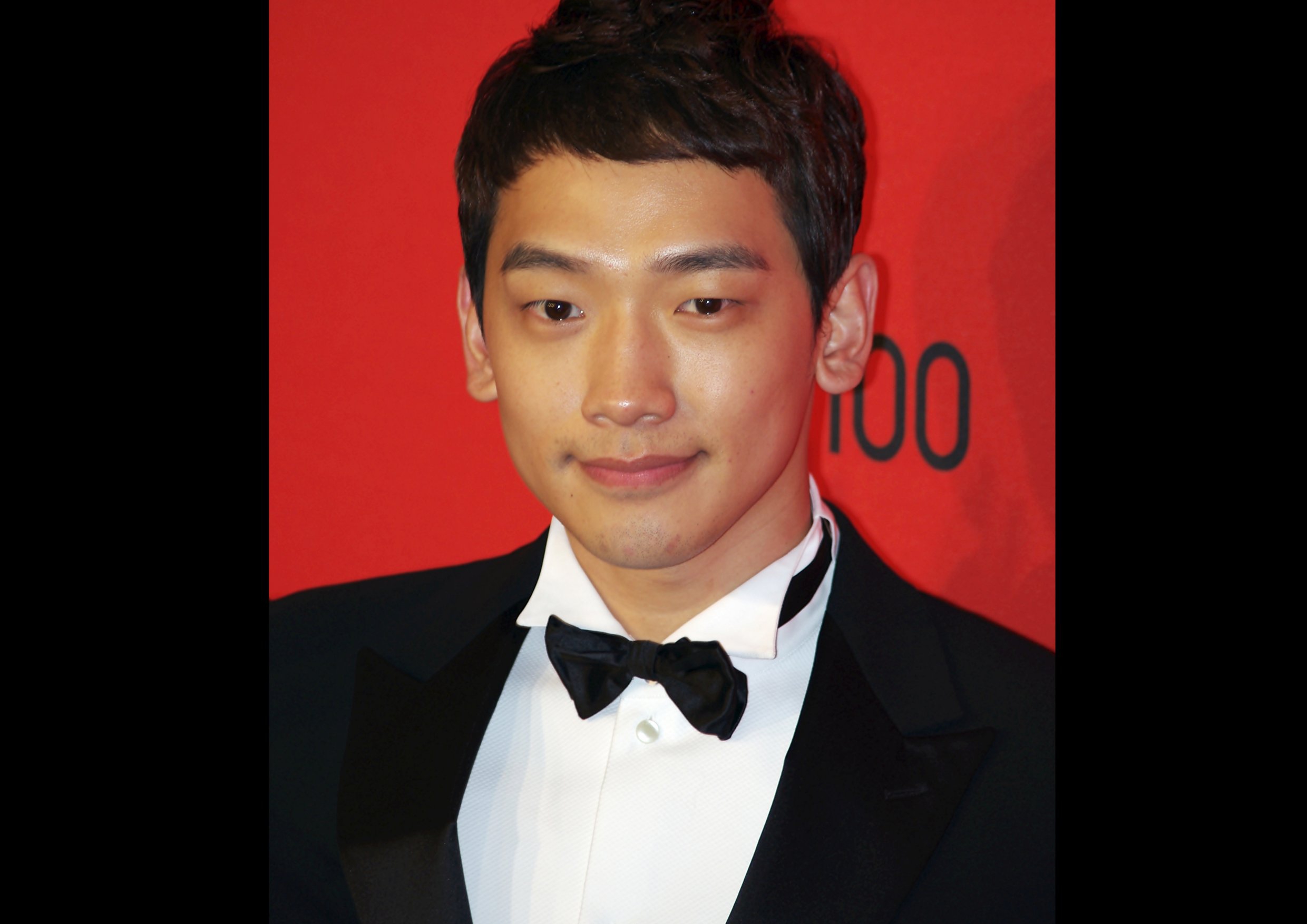 RAIN Meriahkan Singapore Fashion Week 2013