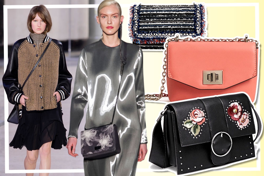 Gaya Trendi Dengan Tas Selempang