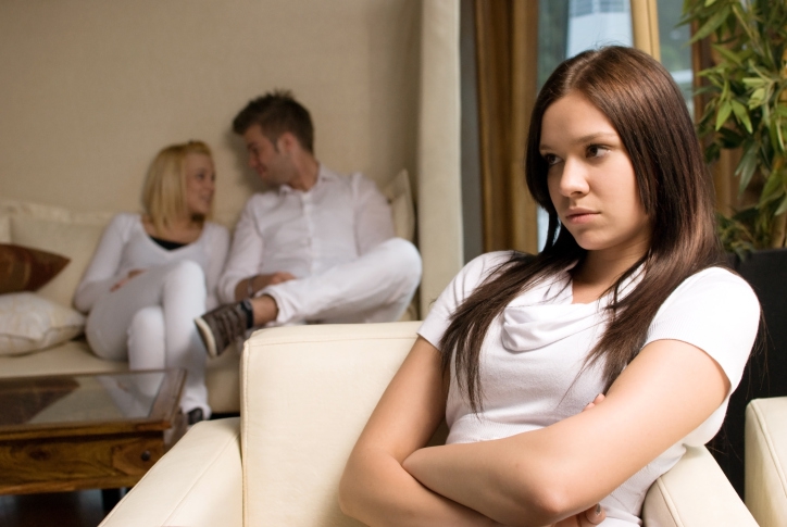 Anda dan (Si Dia + Orang Ketiga)