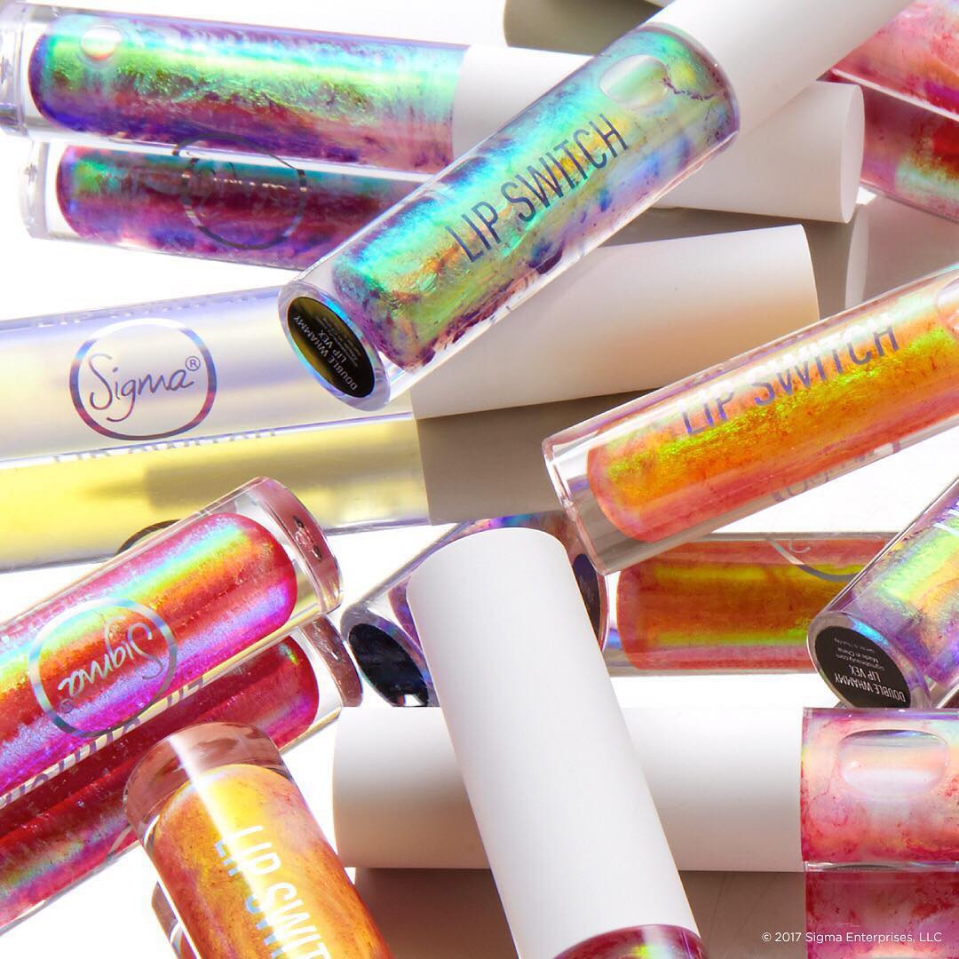 Lip Gloss yang Jadi Sensasi Internet, Kembali Lagi!