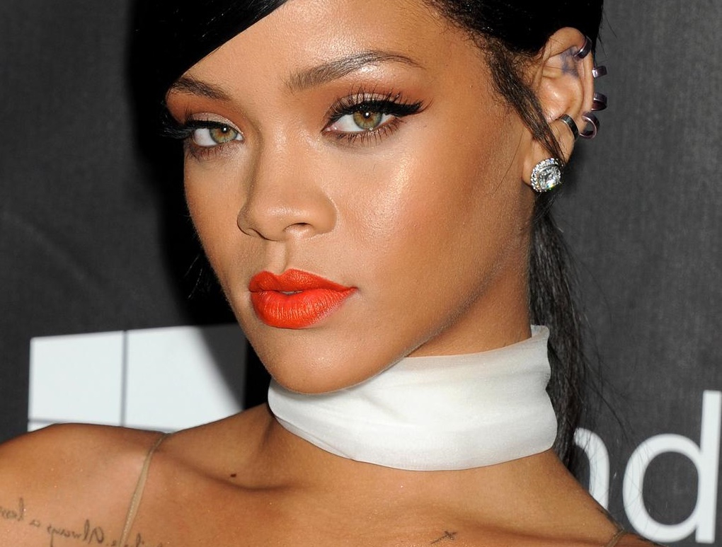 BEAUTY Q&A: Penggunaan Bulu Mata Palsu, Berapa Kali?