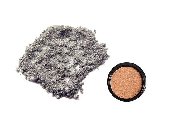 M.A.C Pro Pigment in Silver Fog & M.A.C Electric Cool Eye Shadow in Gilded Thrill
