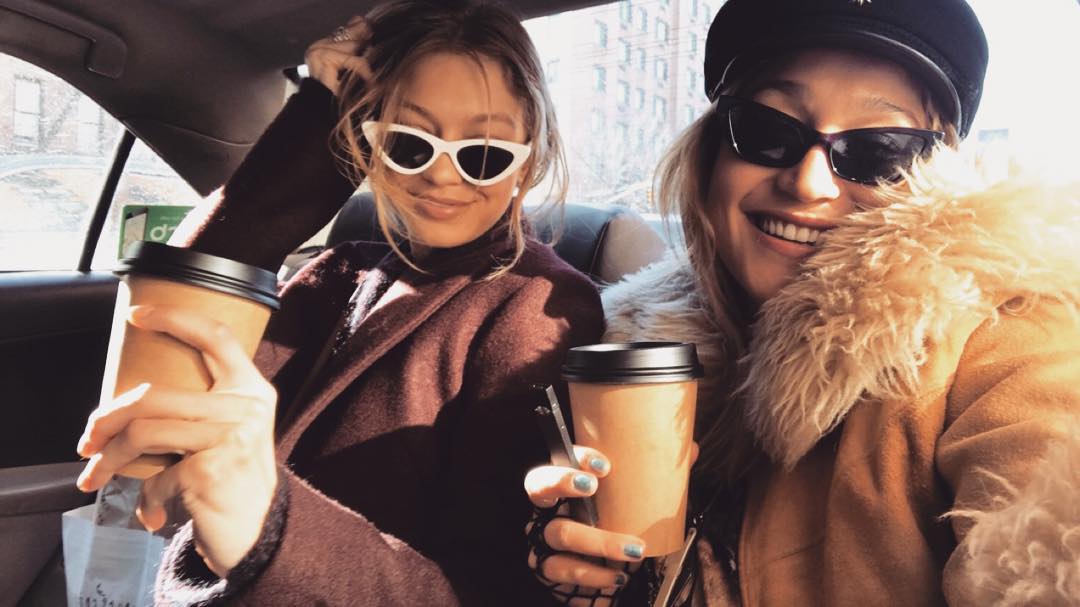 Cara Menata Rambut Sesuai Sunglasses yang Anda Kenakan