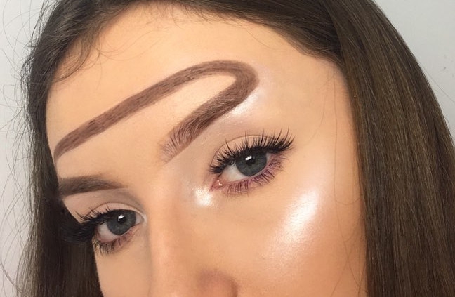 18 Tren Alis Aneh dari Instagram!