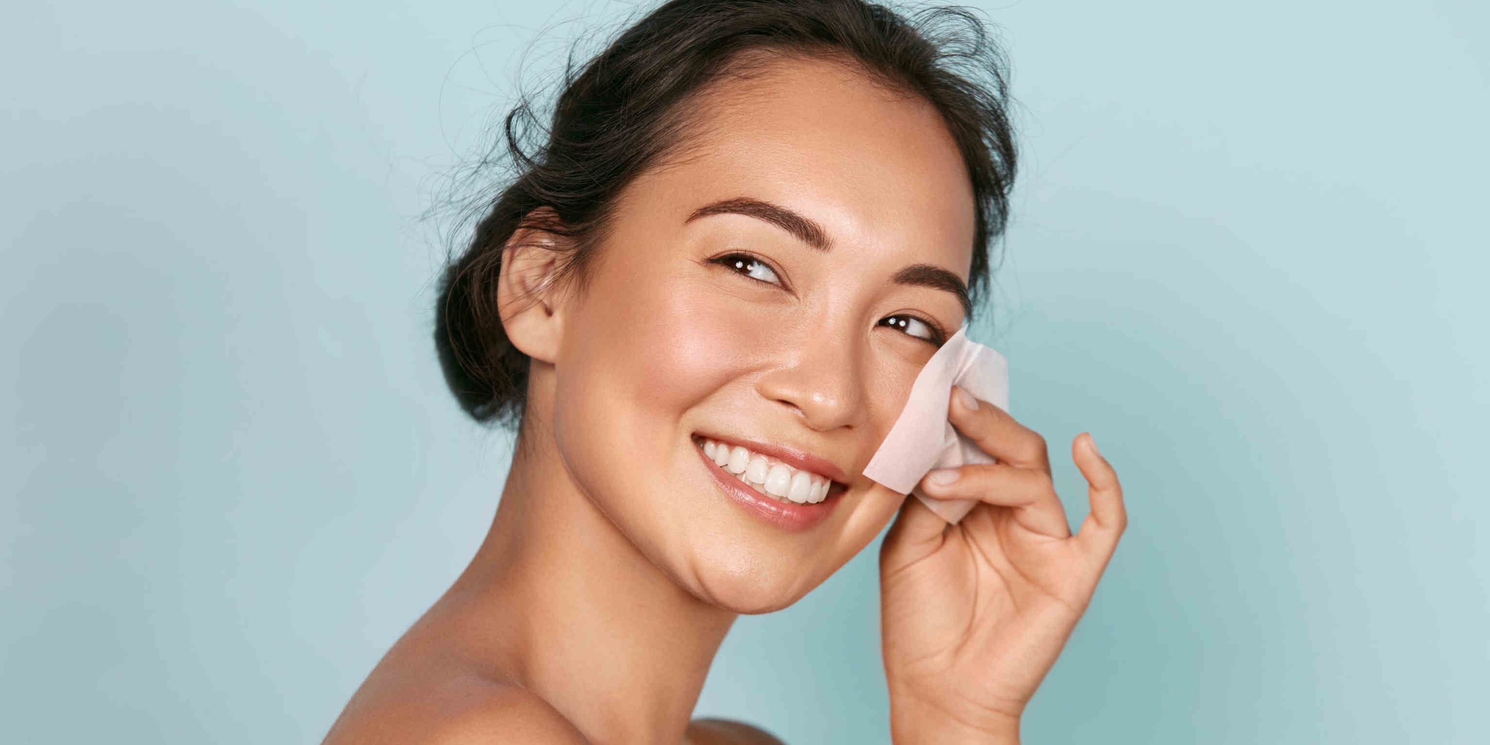 Gunakan Ini Untuk Touch Up Ketika Kulit Kamu Berminyak