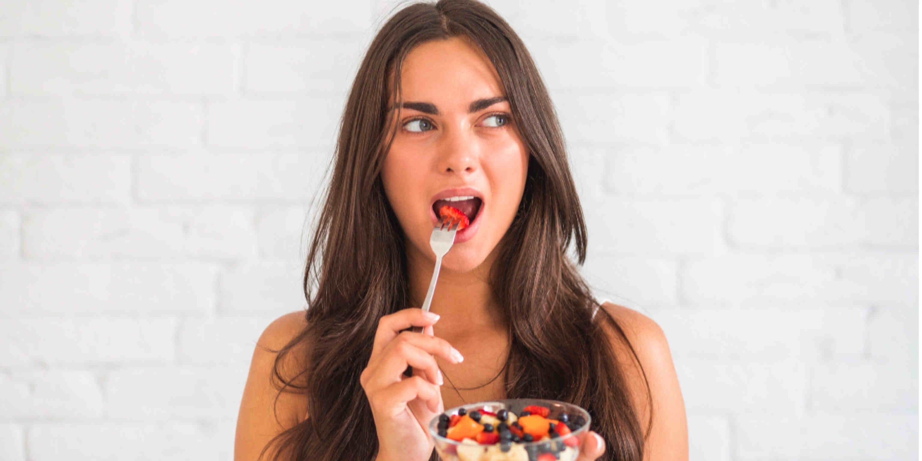 Konsumsi 12 Makanan Sehat Ini Untuk Kecantikan Kulit