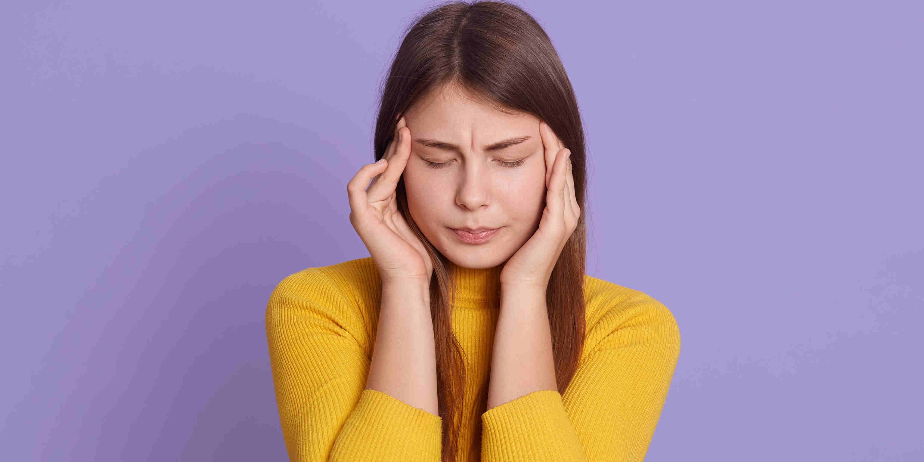 6 Alasan Kenapa Kamu Sering Mengalami Wajah Terlihat Bengkak