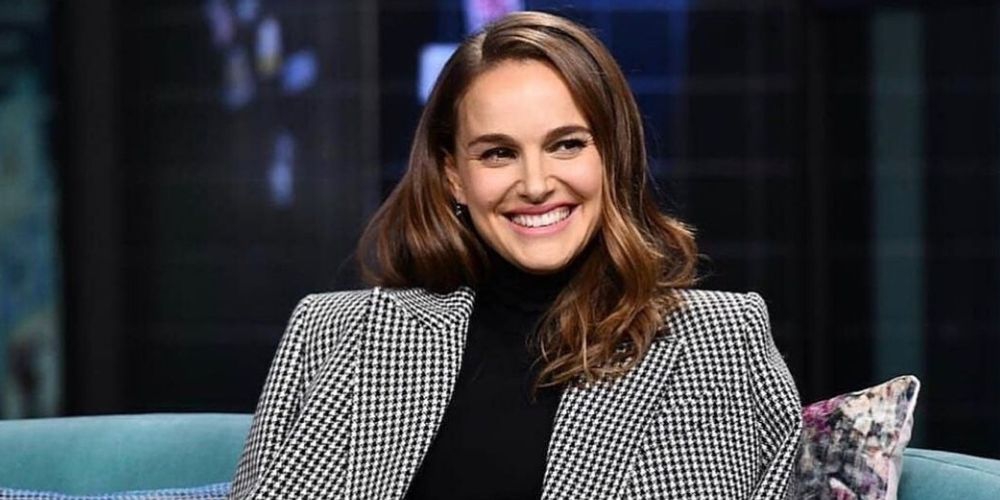 Ini Detail Pakaian Natalie Portman di Ajang Oscars 2020
