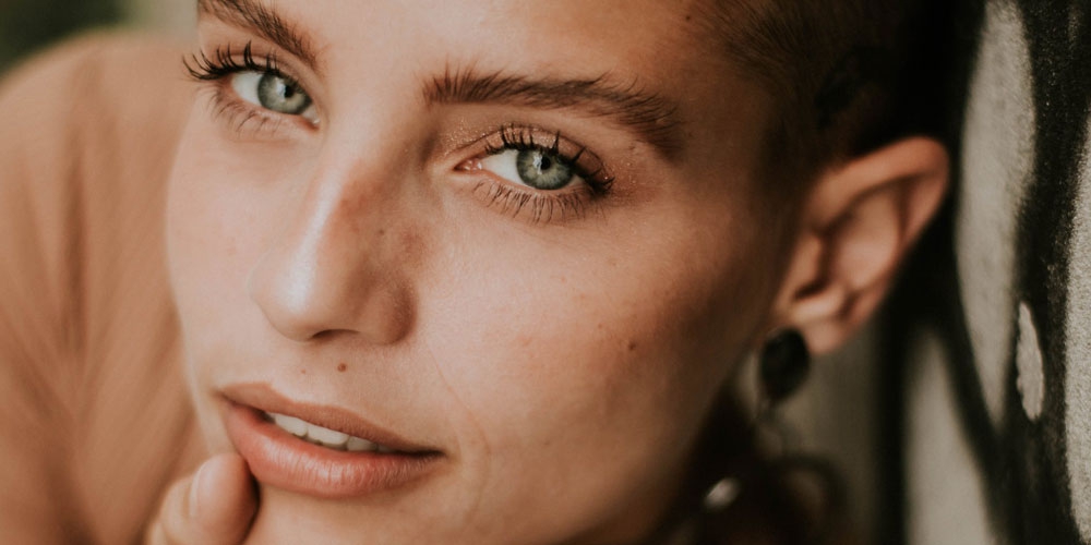 Kamu Memiliki Kulit Kering? Hindari 6 Kandungan Skincare Ini