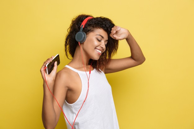 8 Rekomendasi Playlist Lagu Indonesia Terbaik di Spotify
