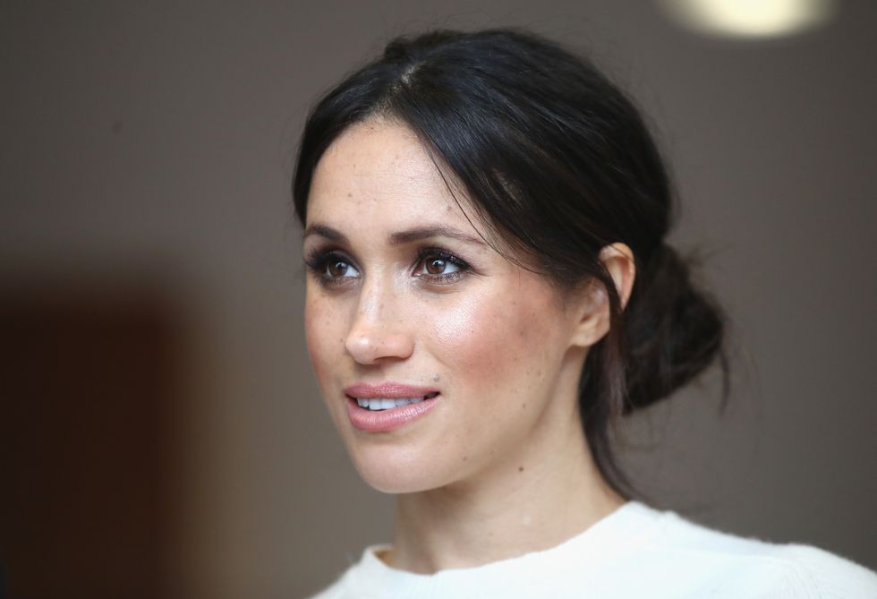 Meghan Markle Merasa Dikucilkan dari Keluarga Kerajaan