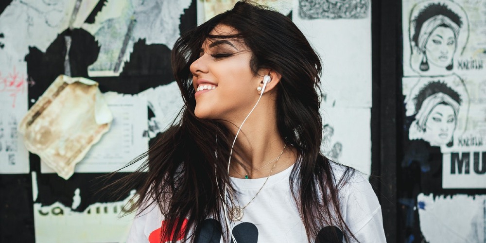 22 Lagu Cinta Romantis dari Era 2000an untuk Playlist Valentine