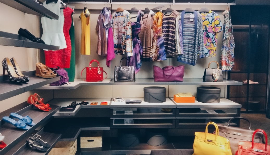 Intip Koleksi Mewah HuntStreet Di Poliform Jakarta