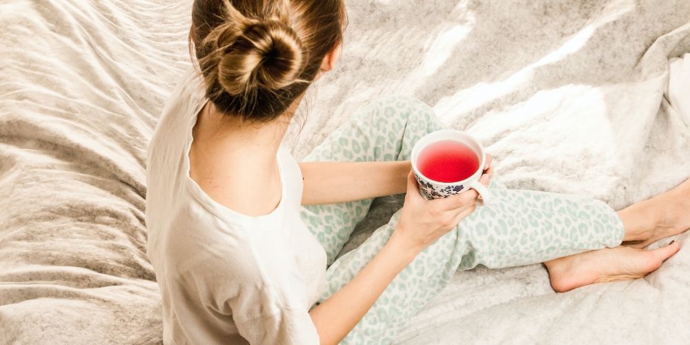 Psst... Inilah 5 Zodiak yang Paling Betah di Rumah!